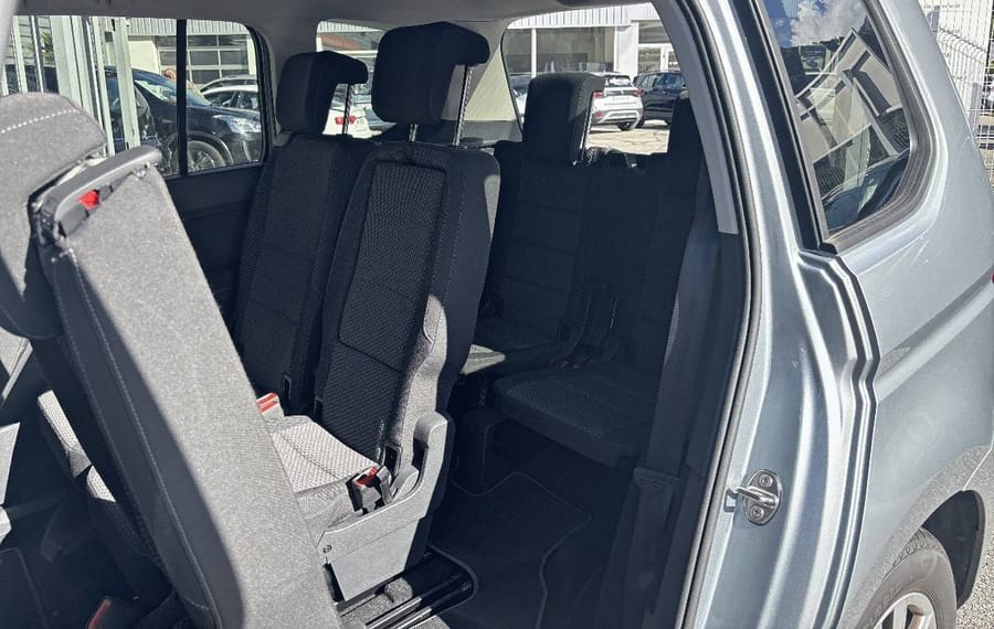 Choisissez votre volkswagen touran chez CarGo Flex