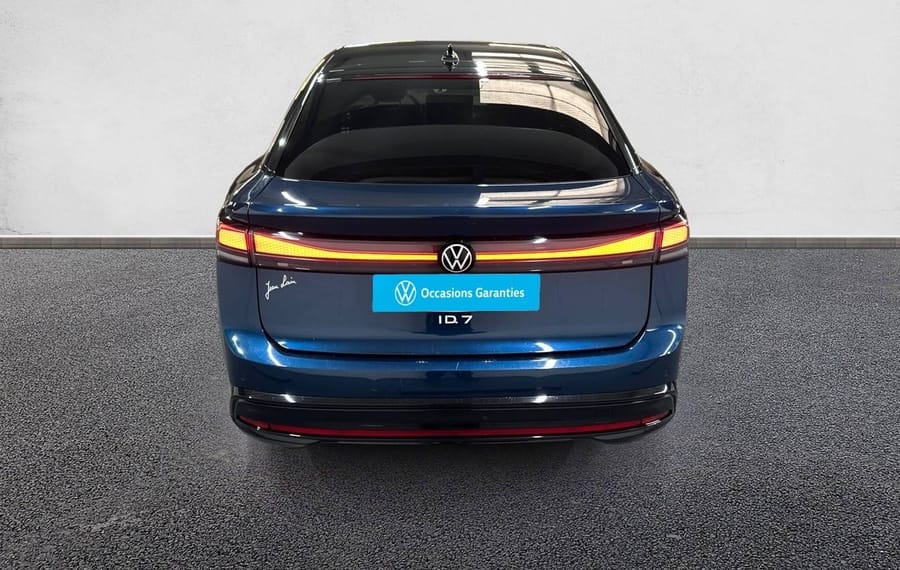 Choisissez votre volkswagen id7electrique chez CarGo Flex