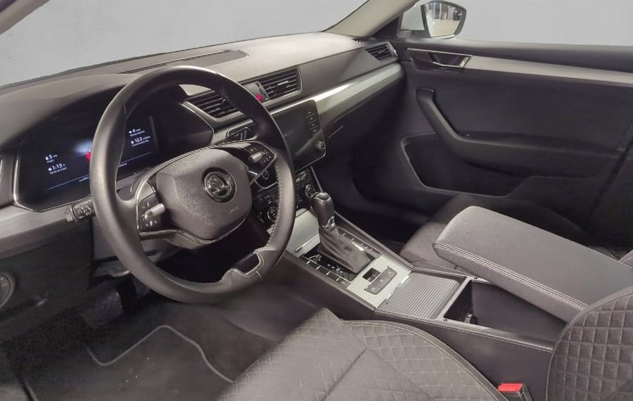 Choisissez votre skoda superbbreak chez CarGo Flex