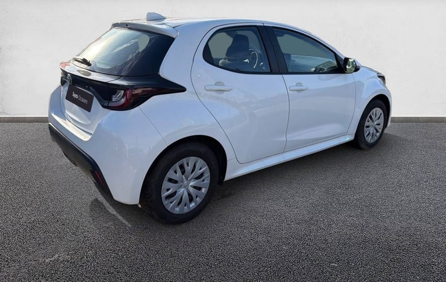Choisissez votre toyota yaris chez CarGo Flex