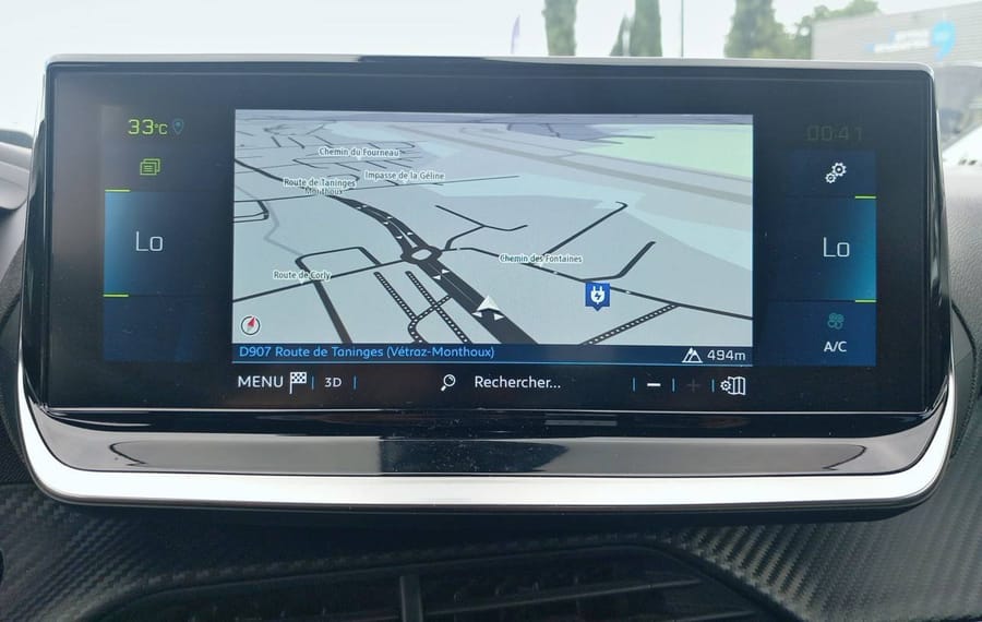 Choisissez votre peugeot 2008electrique chez CarGo Flex