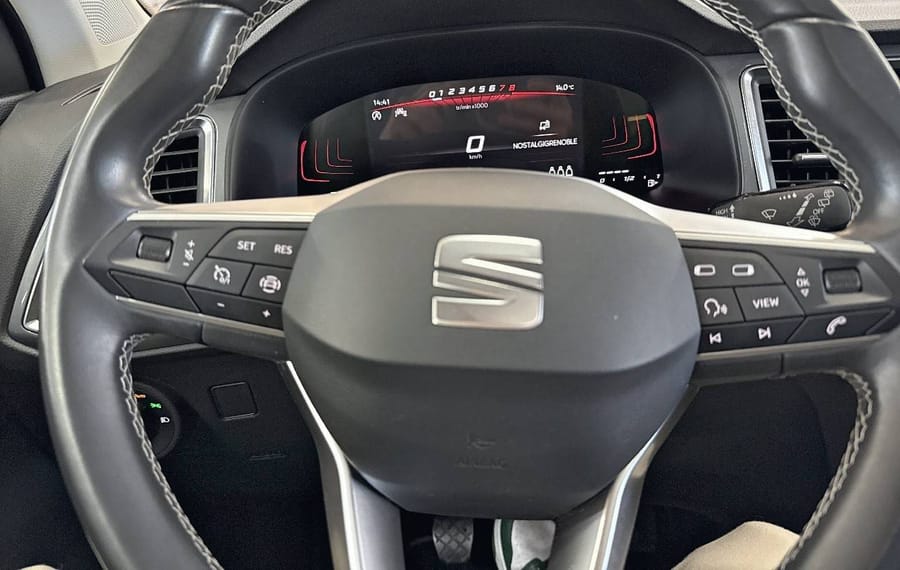 Choisissez votre seat ateca chez CarGo Flex