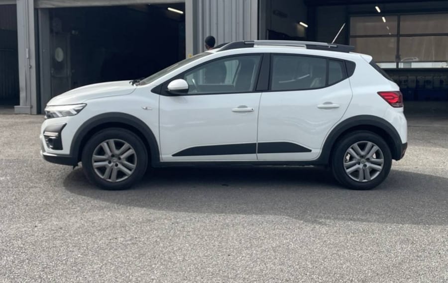 Choisissez votre dacia sandero chez CarGo Flex