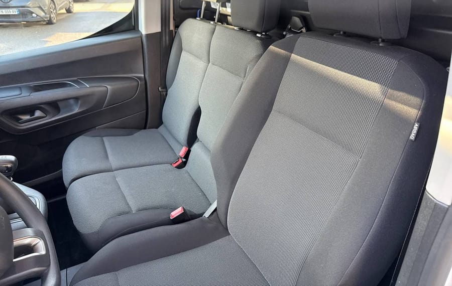 Choisissez votre toyota proacecityverso chez CarGo Flex