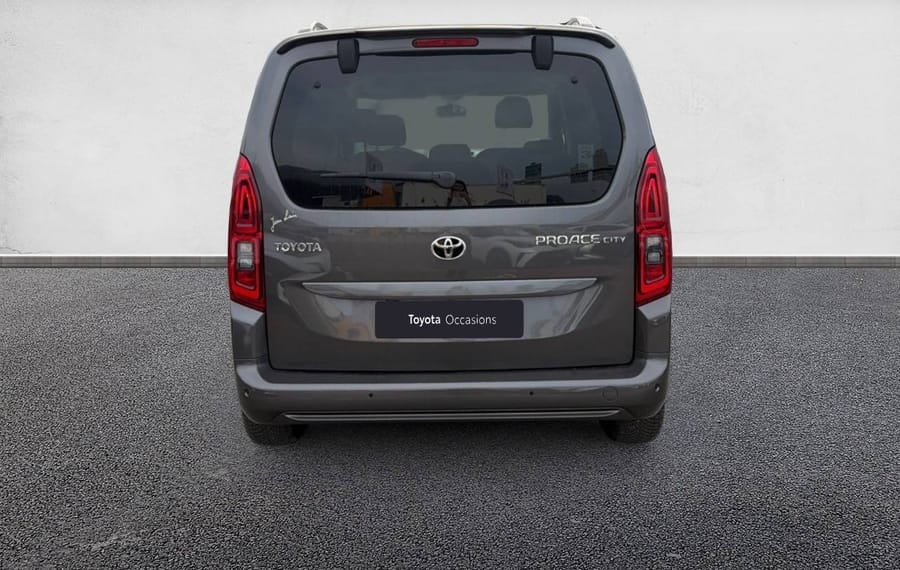 Choisissez votre toyota proacecityverso chez CarGo Flex