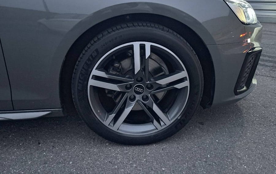 Choisissez votre audi a4break chez CarGo Flex