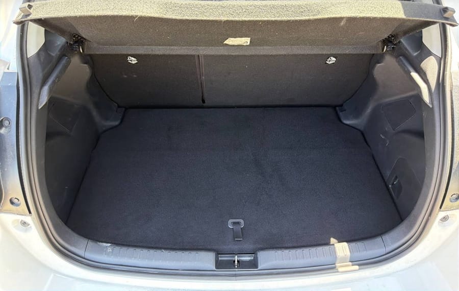 Choisissez votre toyota yaris chez CarGo Flex