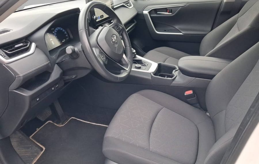 Choisissez votre toyota rav4 chez CarGo Flex