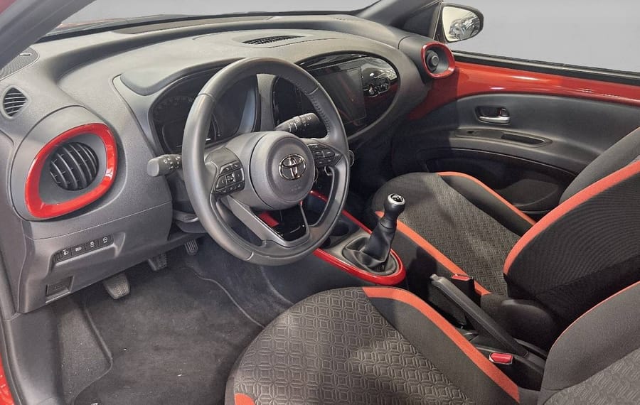 Choisissez votre toyota aygox chez CarGo Flex