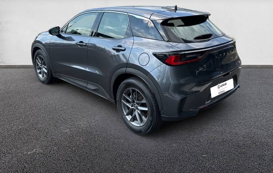 Choisissez votre lexus lbx chez CarGo Flex