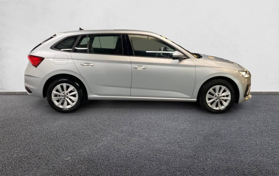 Choisissez votre skoda scala chez CarGo Flex