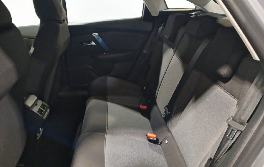 Choisissez votre citroen c4electrique chez CarGo Flex