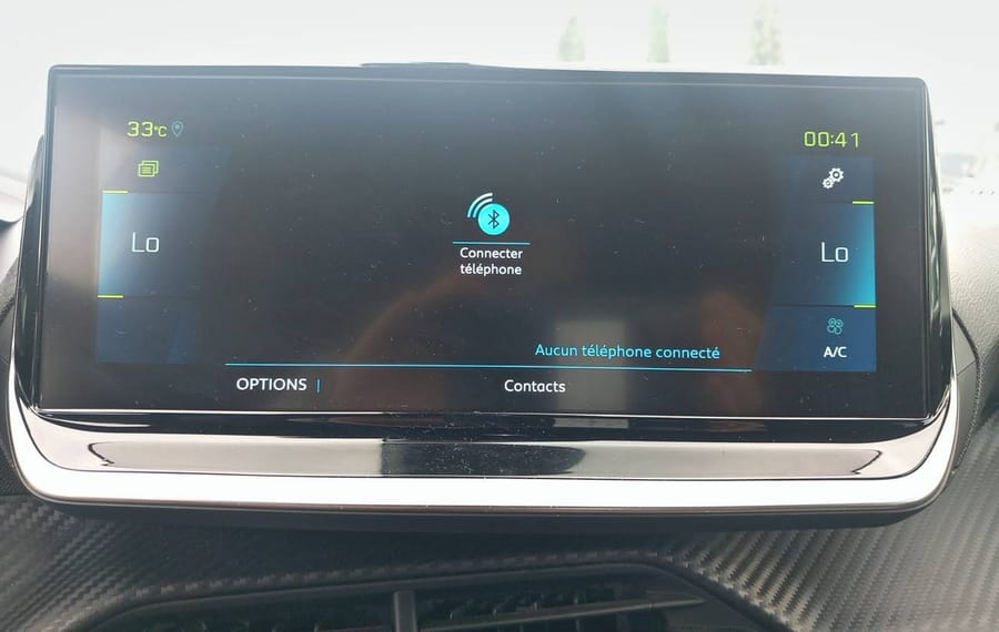 Choisissez votre peugeot 2008electrique chez CarGo Flex