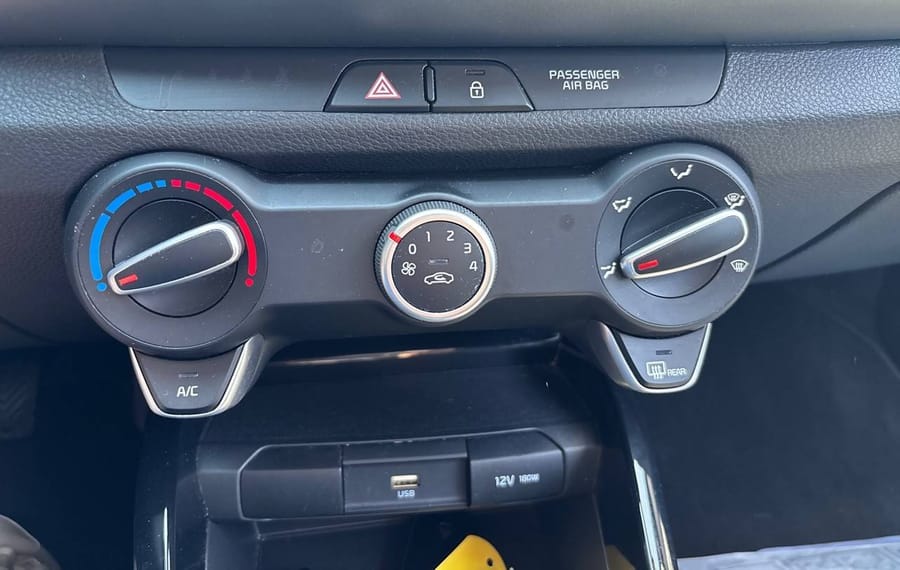 Choisissez votre kia stonic chez CarGo Flex