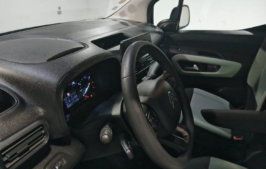 Choisissez votre citroen berlingo chez CarGo Flex