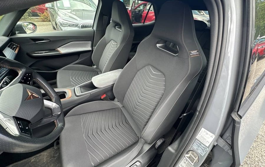 Choisissez votre cupra bornelectrique chez CarGo Flex