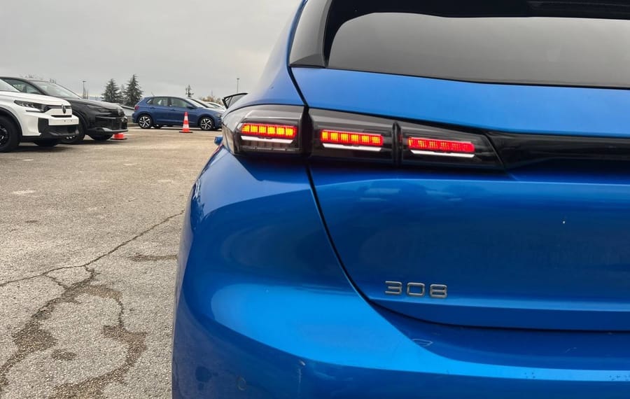 Choisissez votre peugeot 308 chez CarGo Flex