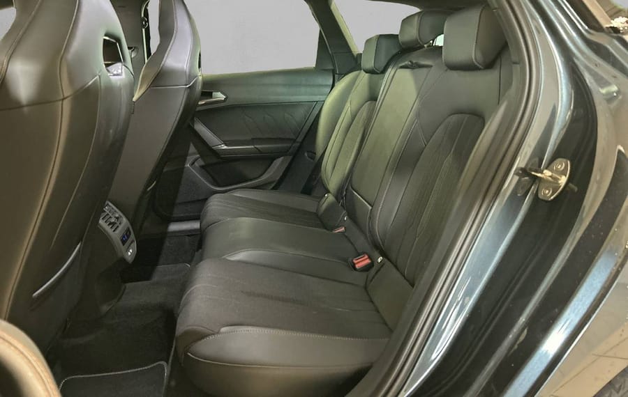 Choisissez votre cupra leonbreak chez CarGo Flex