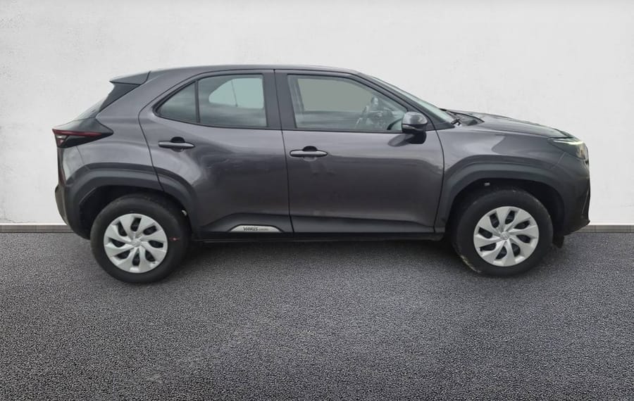 Choisissez votre toyota yariscross chez CarGo Flex