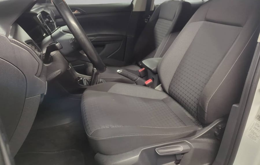 Choisissez votre volkswagen tcross chez CarGo Flex