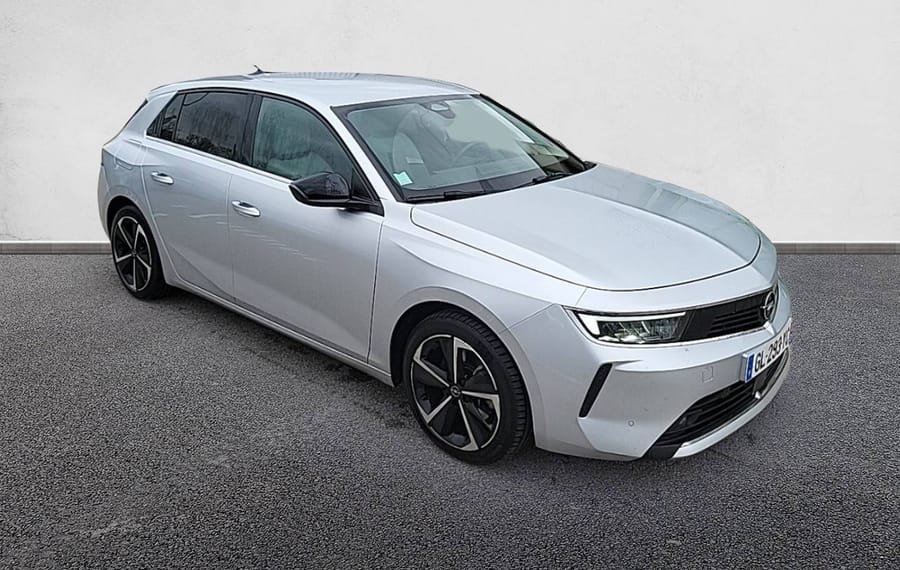 Choisissez votre opel astra chez CarGo Flex