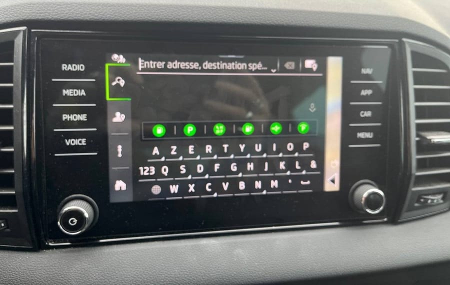Choisissez votre skoda karoq chez CarGo Flex