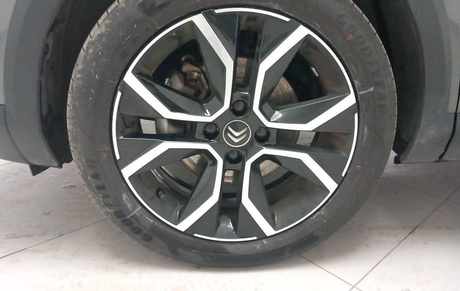 Choisissez votre citroen c4electrique chez CarGo Flex