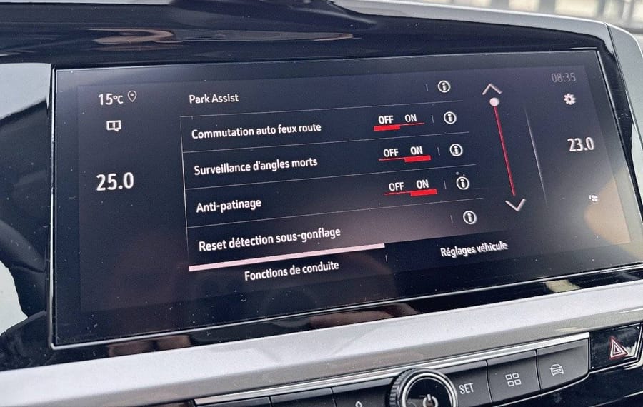 Choisissez votre opel grandland chez CarGo Flex