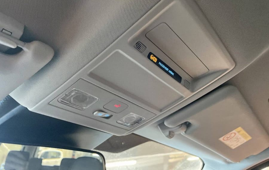 Choisissez votre ford tourneo chez CarGo Flex