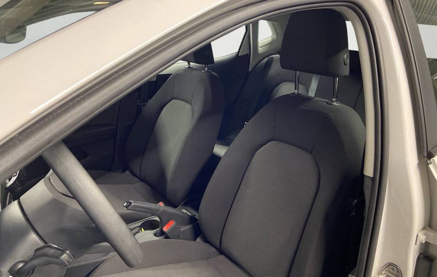 Choisissez votre seat ibiza chez CarGo Flex