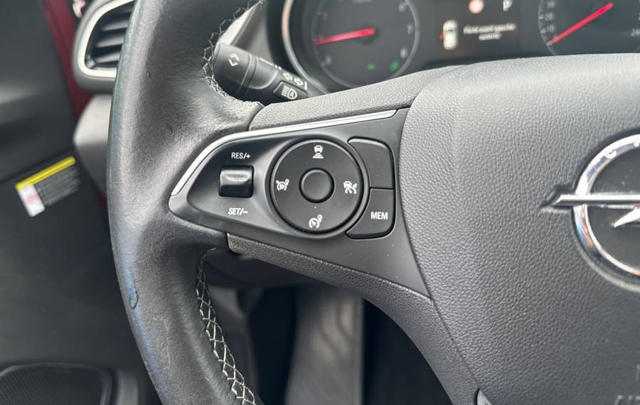 Choisissez votre opel grandlandx chez CarGo Flex