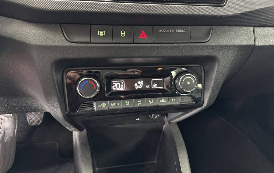 Choisissez votre skoda fabiabreak chez CarGo Flex