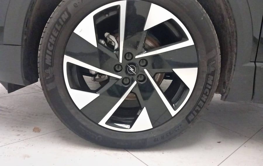 Choisissez votre opel grandland chez CarGo Flex