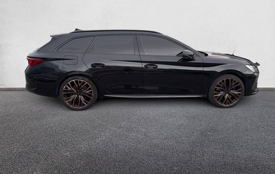 Choisissez votre cupra leonbreak chez CarGo Flex