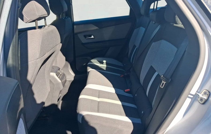 Choisissez votre opel grandland chez CarGo Flex