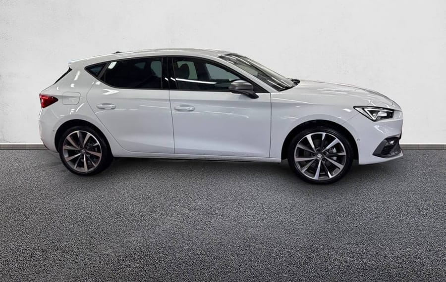 Choisissez votre seat leon chez CarGo Flex