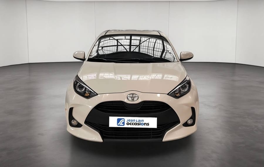 Choisissez votre toyota yaris chez CarGo Flex