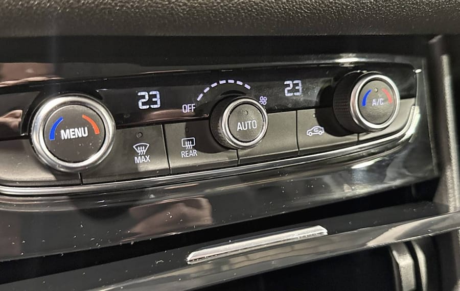 Choisissez votre opel grandland chez CarGo Flex