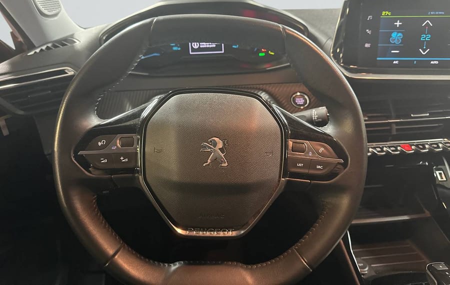 Choisissez votre peugeot 2008electrique chez CarGo Flex