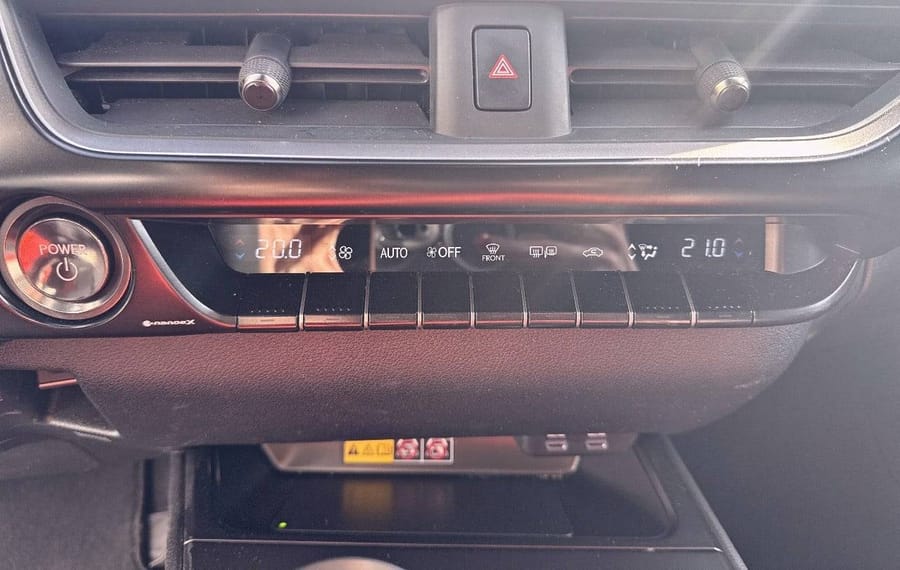 Choisissez votre lexus ux chez CarGo Flex