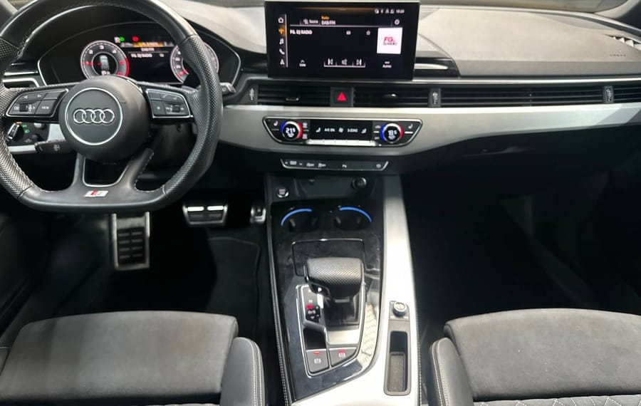 Choisissez votre audi a4break chez CarGo Flex