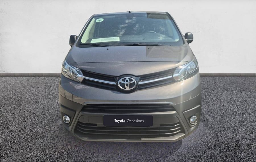 Choisissez votre toyota proacecombi chez CarGo Flex