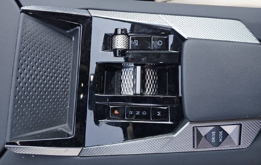 Choisissez votre ds n°4 chez CarGo Flex