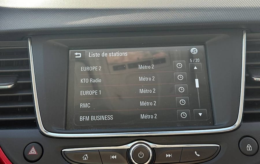 Choisissez votre opel crossland chez CarGo Flex