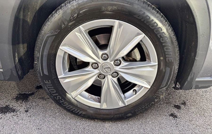 Choisissez votre lexus ux chez CarGo Flex