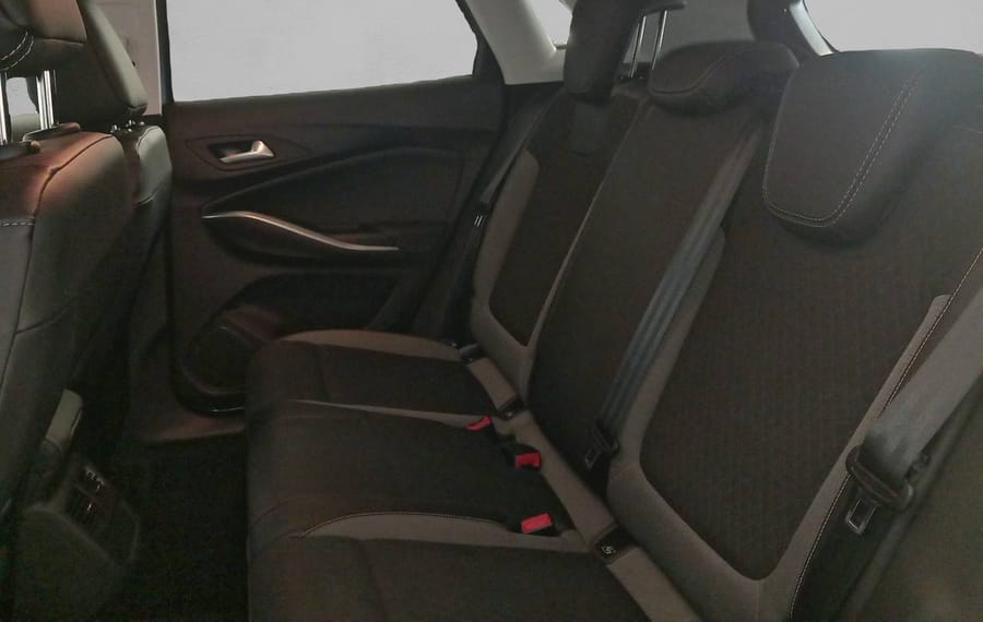 Choisissez votre opel grandland chez CarGo Flex