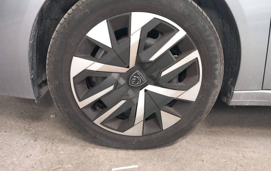 Choisissez votre peugeot 208 chez CarGo Flex