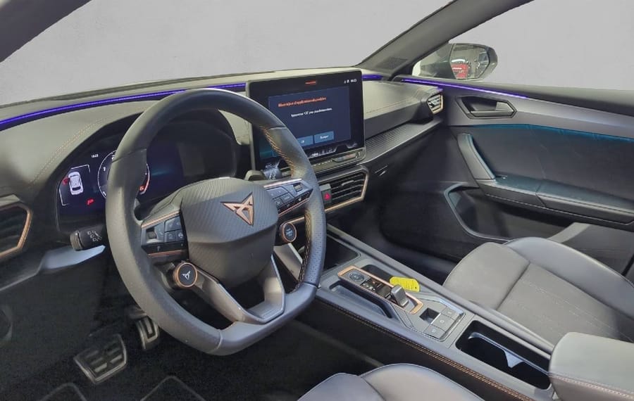 Choisissez votre cupra leonbreak chez CarGo Flex