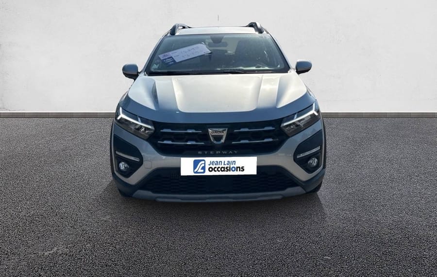 Choisissez votre dacia sandero chez CarGo Flex