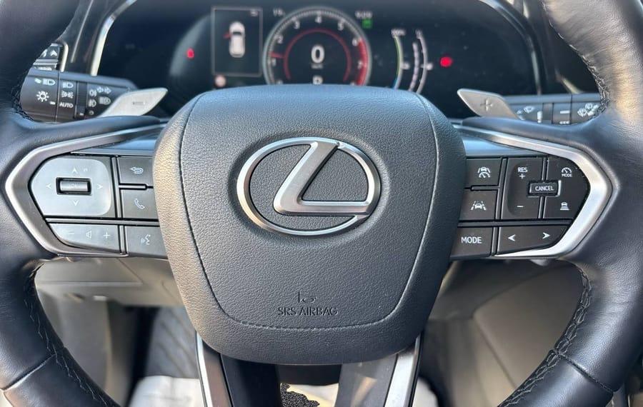 Choisissez votre lexus nx chez CarGo Flex